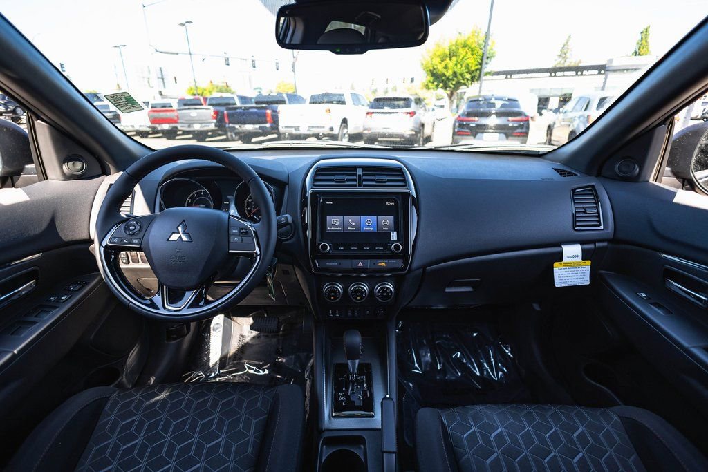 New 2025 Mitsubishi Outlander Sport AWD image 19