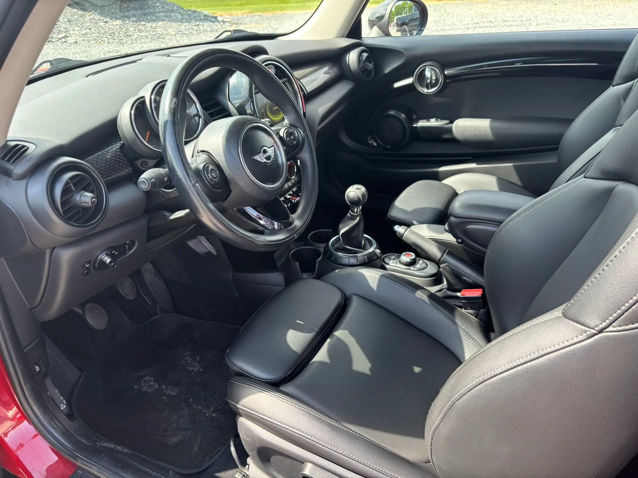Used 2017 MINI Cooper S FWD image 11