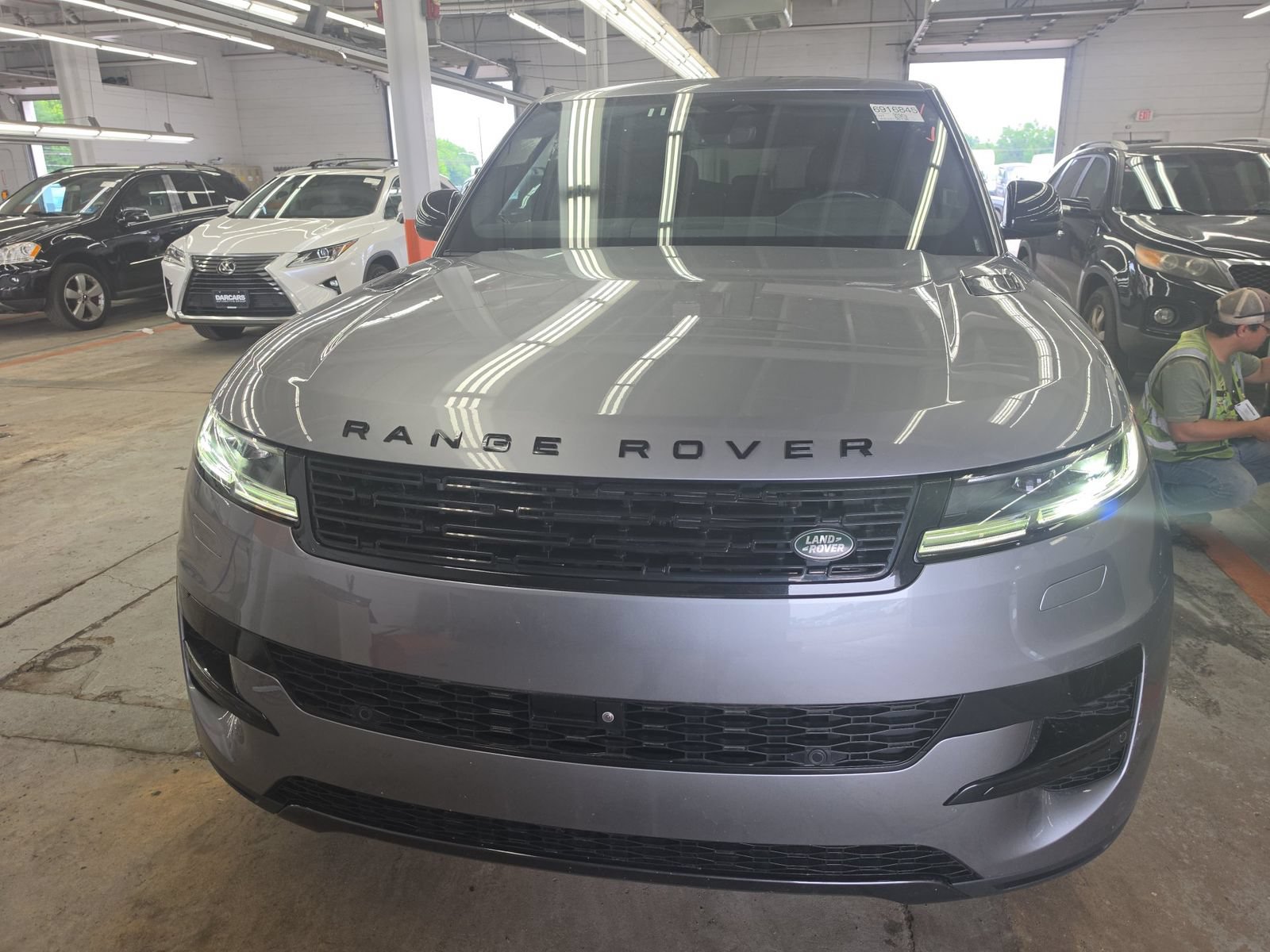 Used 2025 Land Rover Range Rover Sport SE AWD/4WD video 2