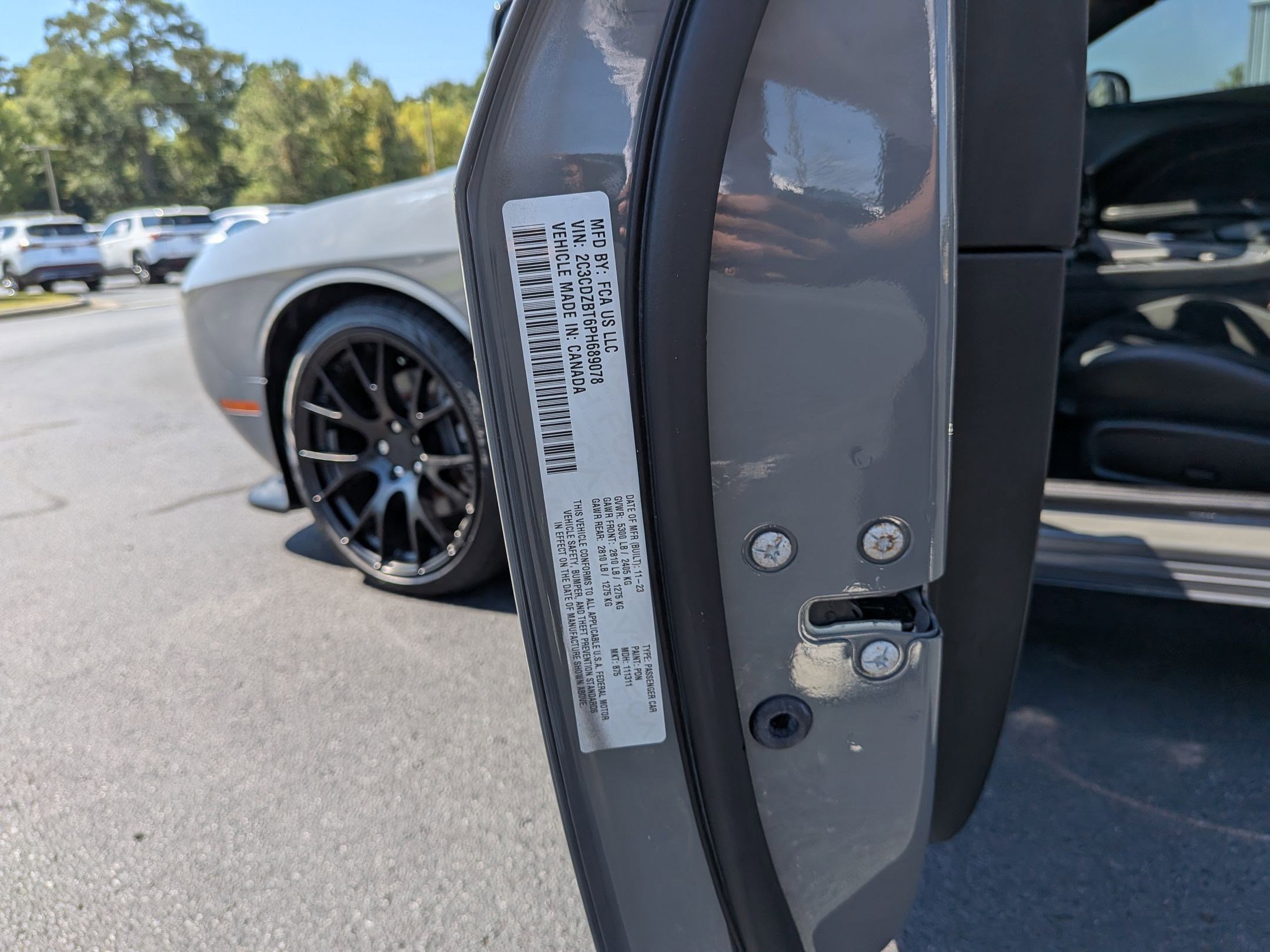 Used 2023 Dodge Challenger R/T w/ Plus Package image 34