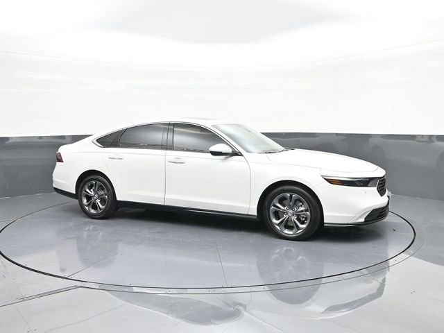 Certified 2024 Honda Accord EX-L image 17