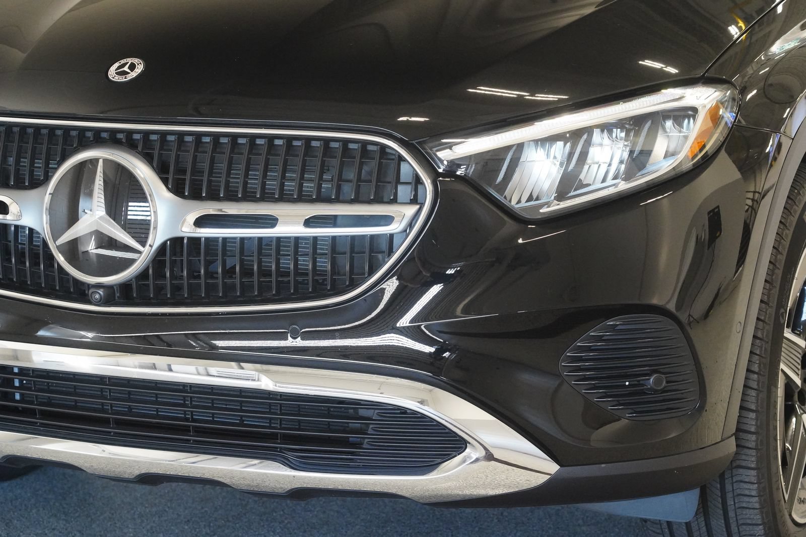 Certified 2026 Mercedes-Benz GLC 300 4MATIC image 6