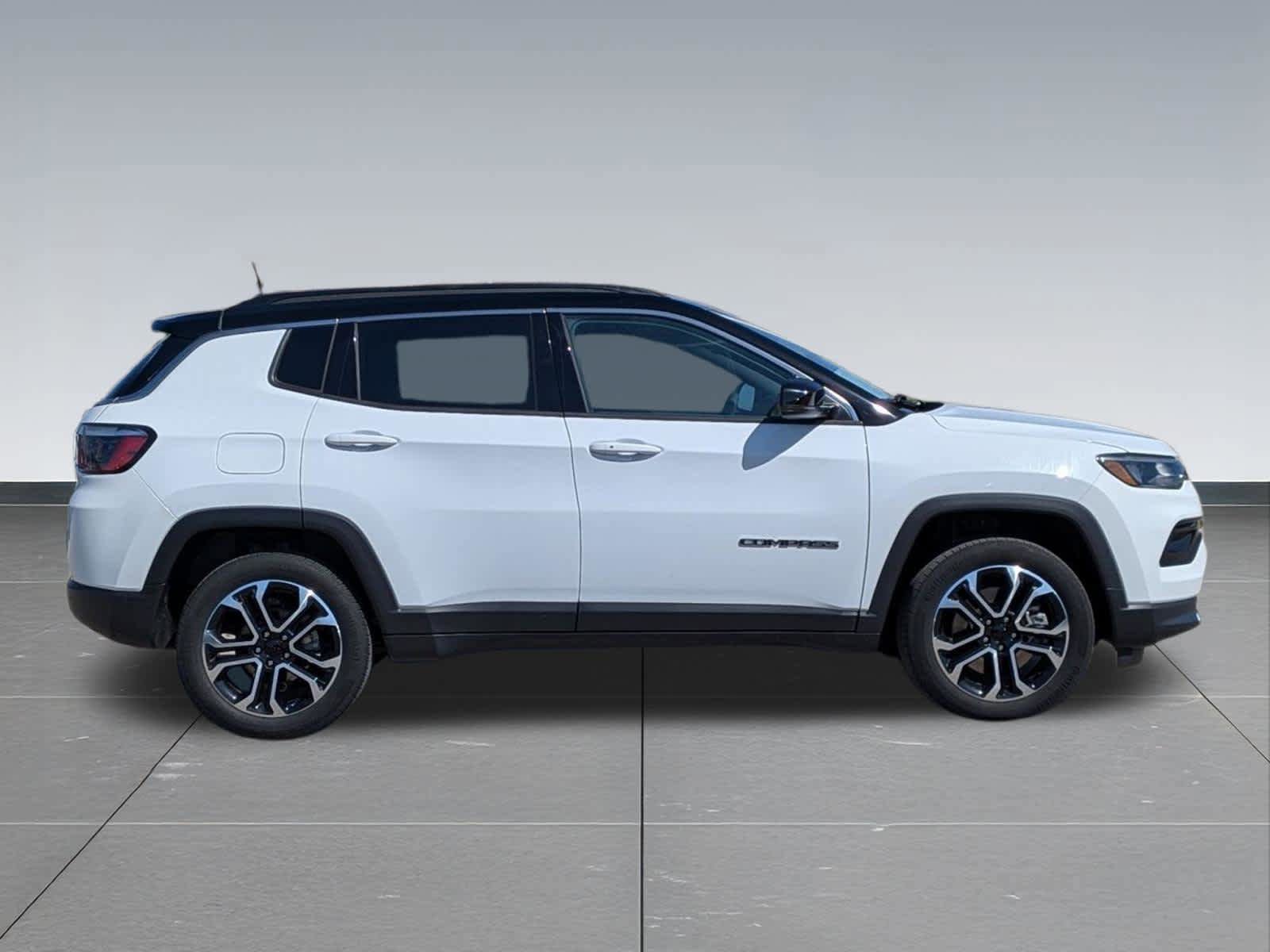 Used 2024 Jeep Compass Limited AWD/4WD image 6