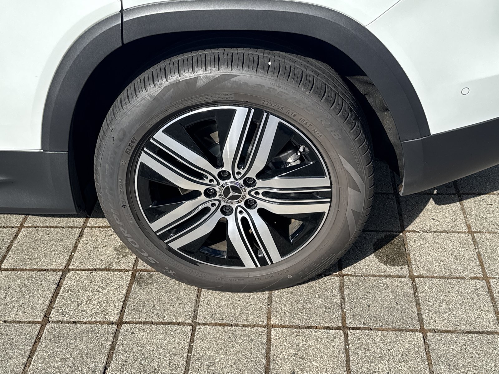 Certified 2023 Mercedes-Benz EQB 300 4MATIC image 12