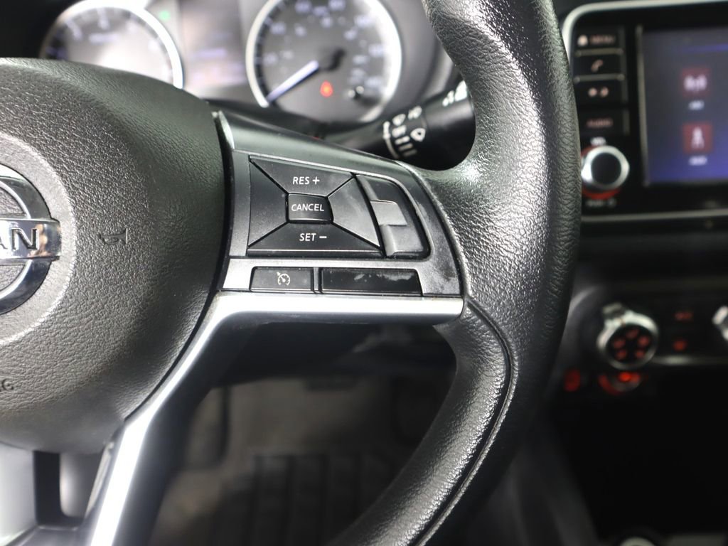 Used 2021 Nissan Kicks S image 15