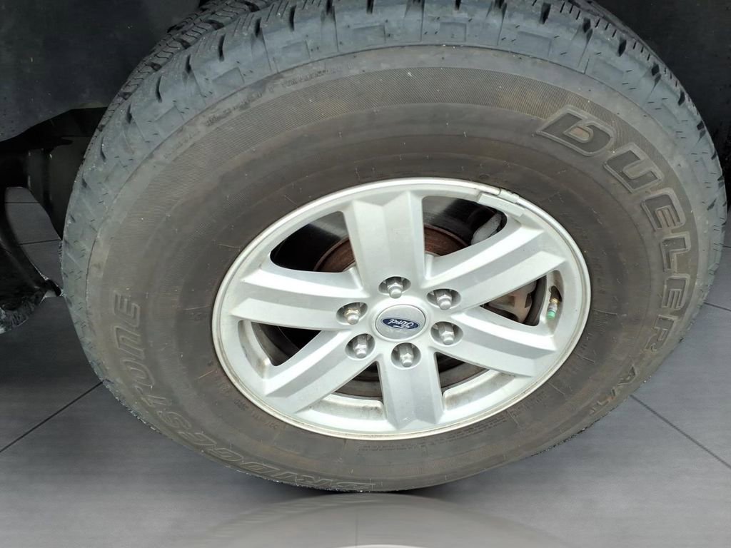 Used 2014 Ford F150 XL w/ Trailer Tow Package RWD image 9