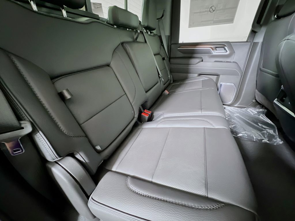 New 2026 GMC Sierra 2500 Denali w/ Denali Reserve Package image 19