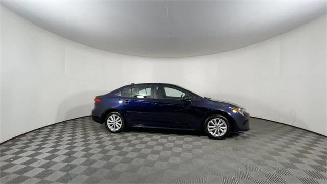 Certified 2023 Toyota Corolla LE w/ LE Convenience Package image 9