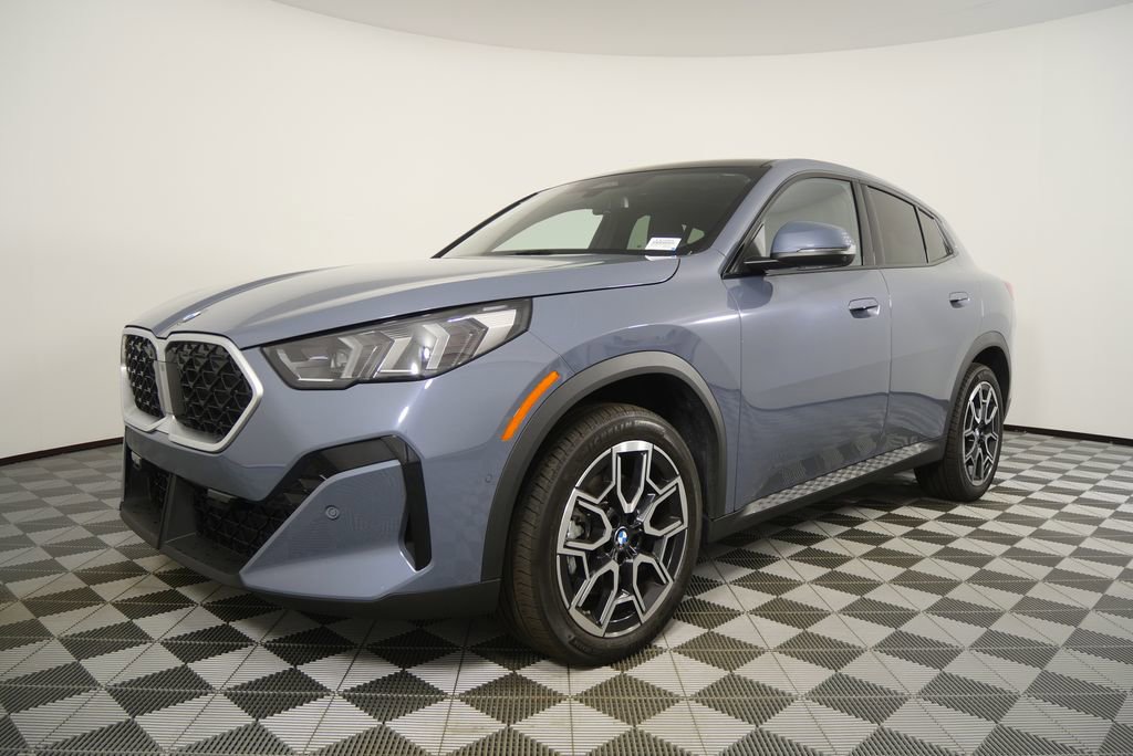 Certified 2025 BMW X2 xDrive28i image 7