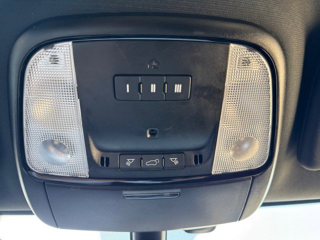 Used 2023 Dodge Durango GT image 27