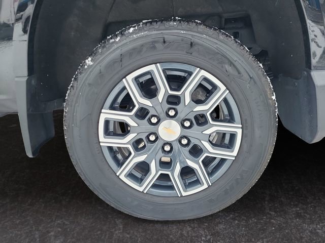 Used 2023 Chevrolet Colorado LT image 28