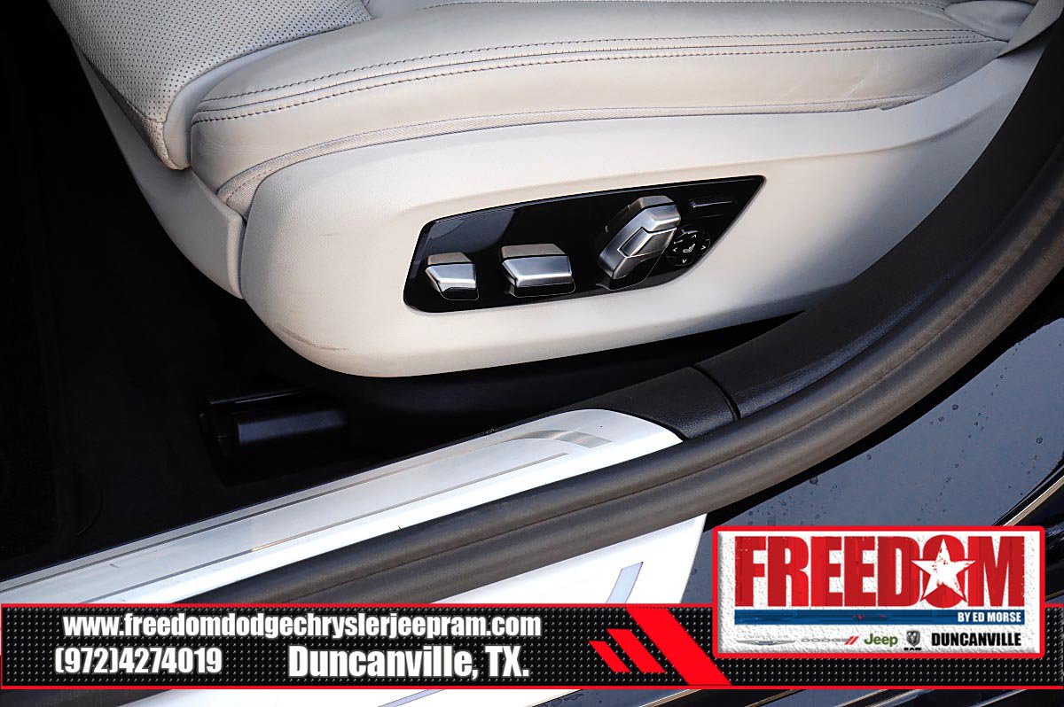 Used 2021 BMW 740i w/ Premium Package RWD image 36
