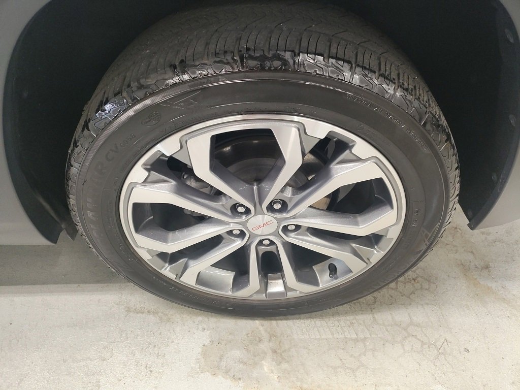 Used 2020 GMC Terrain SLT w/ Preferred Package image 20