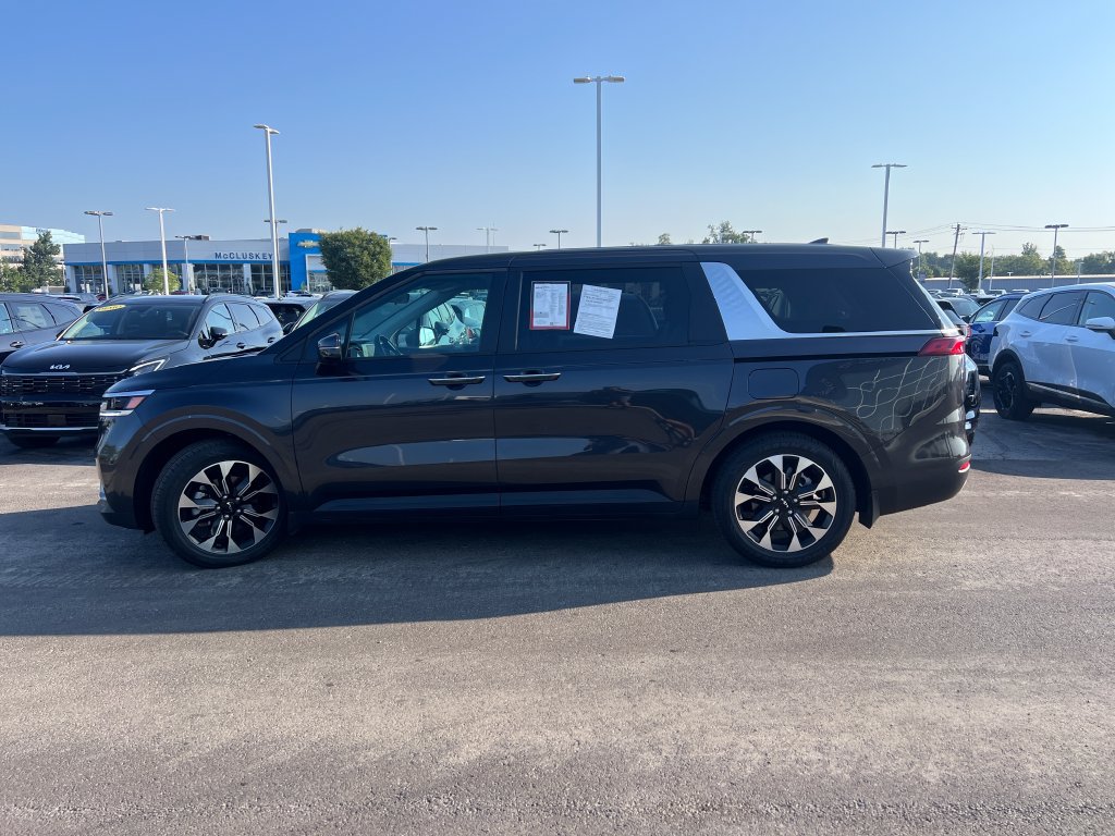 Certified 2024 Kia Carnival EX FWD image 7
