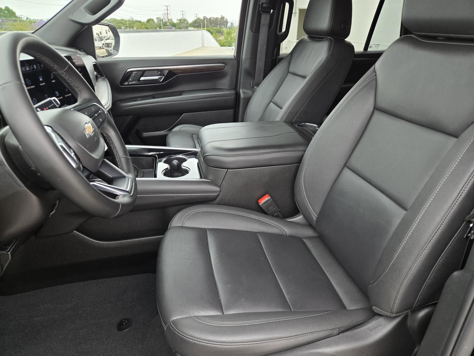 Used 2025 Chevrolet Tahoe LT AWD/4WD image 22