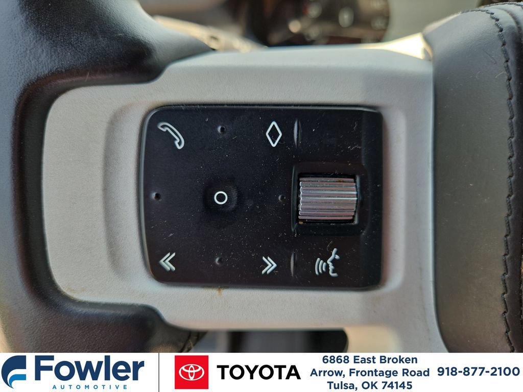 Used 2023 Land Rover Defender 130 SE AWD/4WD image 21