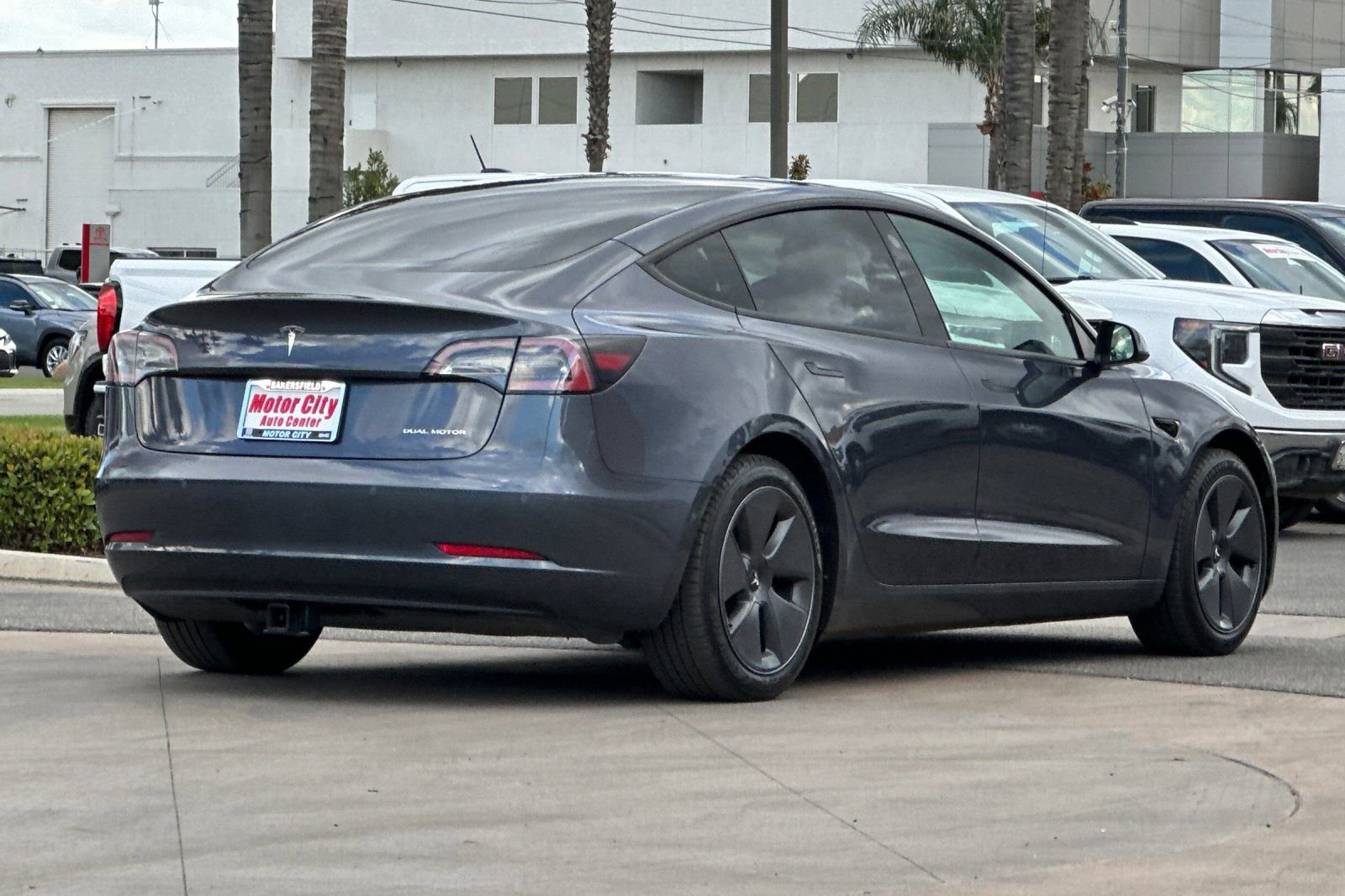 Used 2022 Tesla Model 3 Long Range image 4