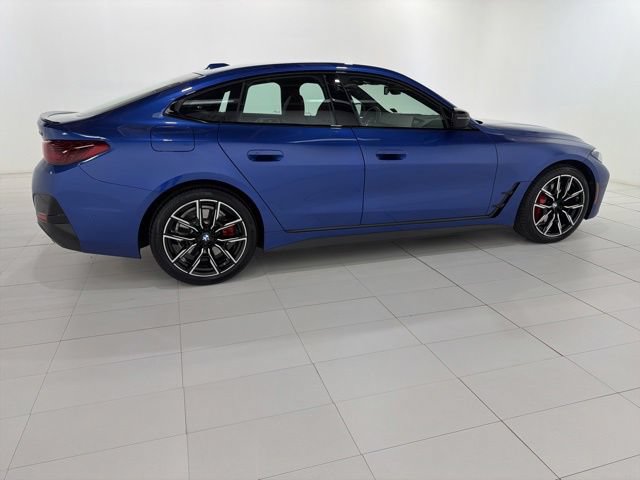 Used 2026 BMW 430i xDrive w/ M Sport Package AWD/4WD image 6