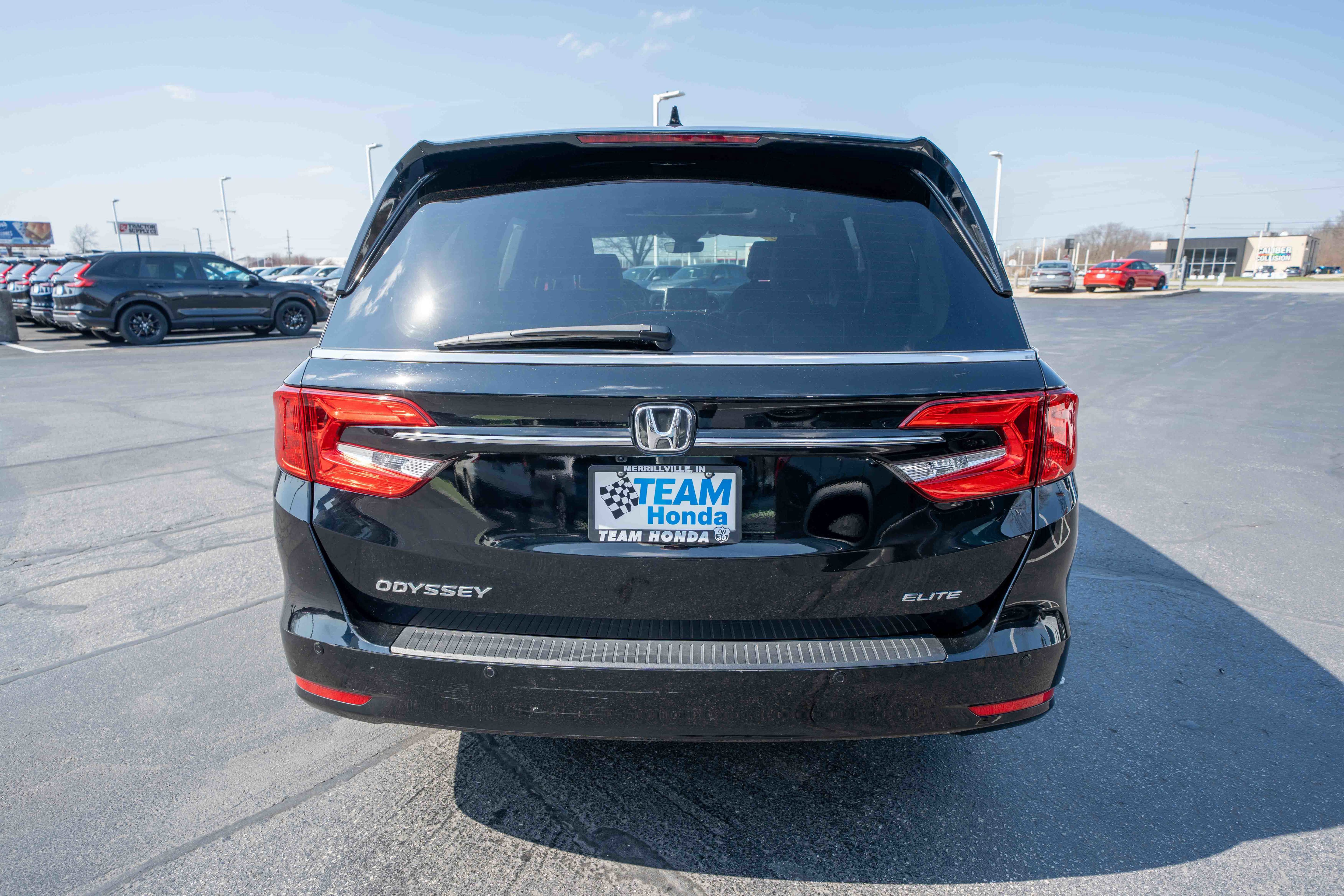 Used 2024 Honda Odyssey Elite image 5