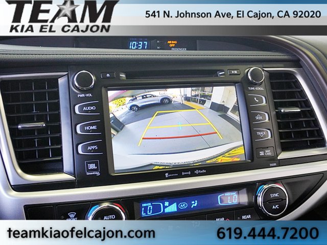 Used 2019 Toyota Highlander Limited FWD image 34