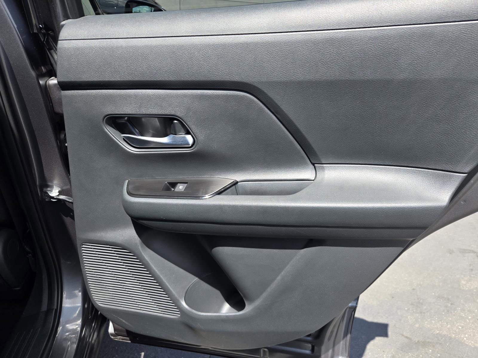 Used 2026 Nissan Kicks SV FWD image 28