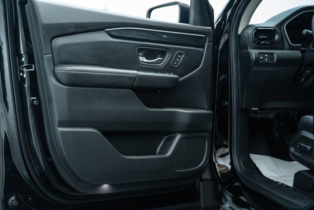 Used 2025 Honda Pilot Elite image 50