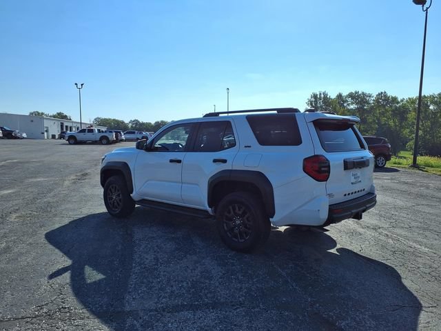 Used 2025 Toyota 4Runner SR5 AWD/4WD image 9