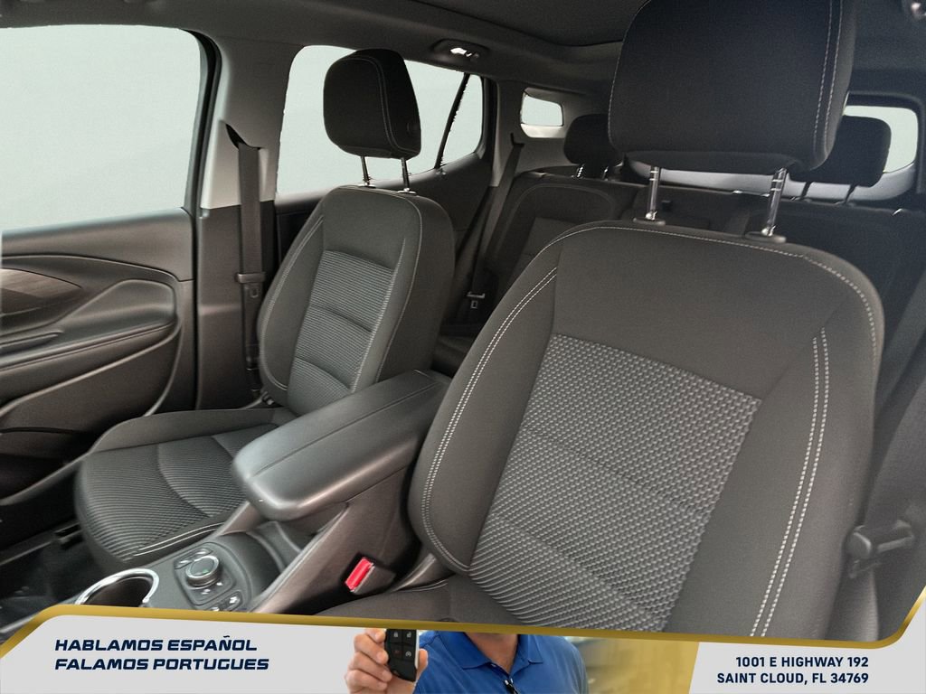 Used 2023 GMC Terrain SLE w/ Driver Convenience Package image 26