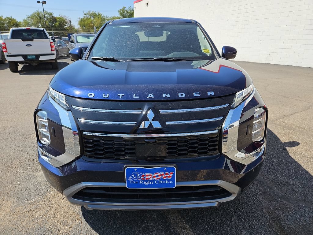 New 2026 Mitsubishi Outlander SE AWD/4WD image 3