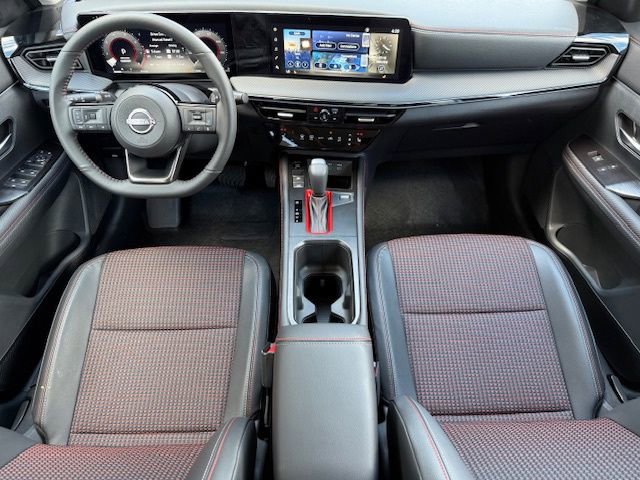 New 2026 Nissan Kicks SR w/ Cold Weather Package AWD/4WD image 16