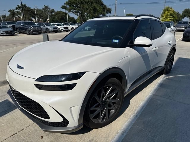 Used 2023 Genesis GV60 Advanced AWD/4WD image 2