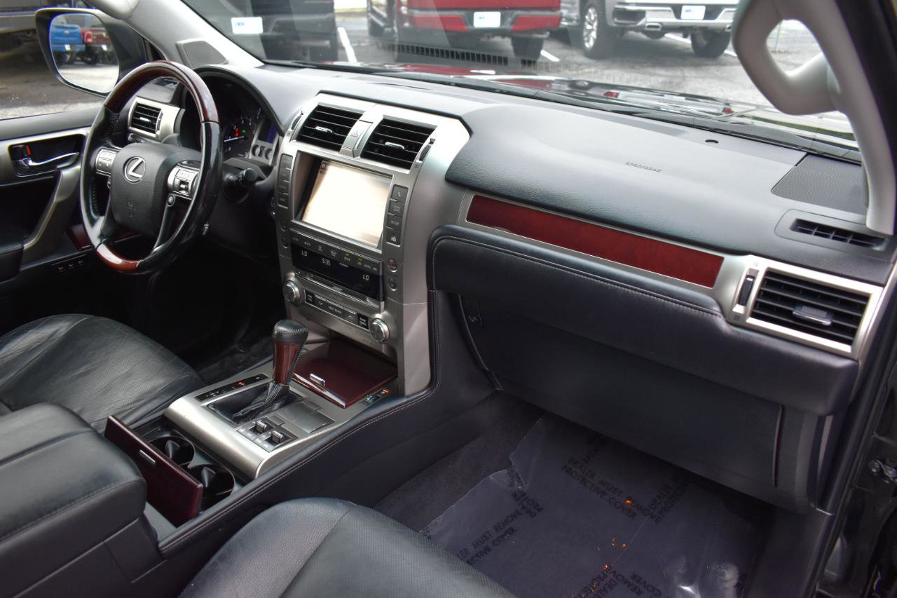 Used 2017 Lexus GX 460 Premium AWD/4WD image 13