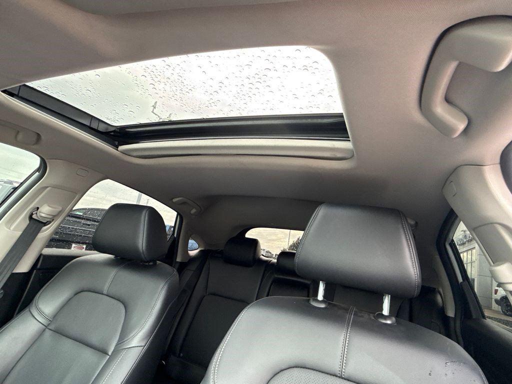 Certified 2024 Honda Civic EX-L image 19