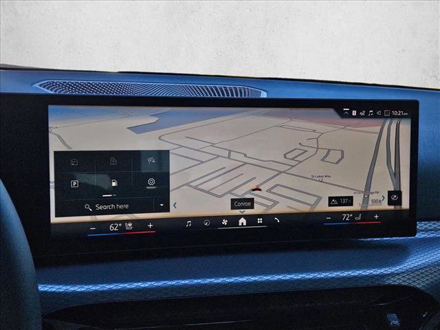 Used 2026 BMW 330i xDrive Sedan w/ M Sport Package image 11