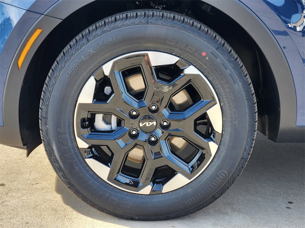 New 2026 Kia Sorento S image 8