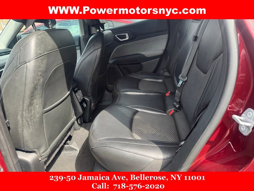 Used 2022 Jeep Compass Latitude AWD/4WD image 23