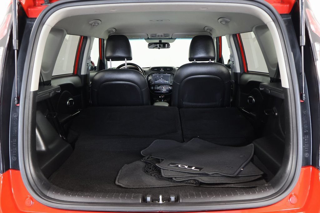 Used 2018 Kia Soul ! w/ Tech Package FWD image 14