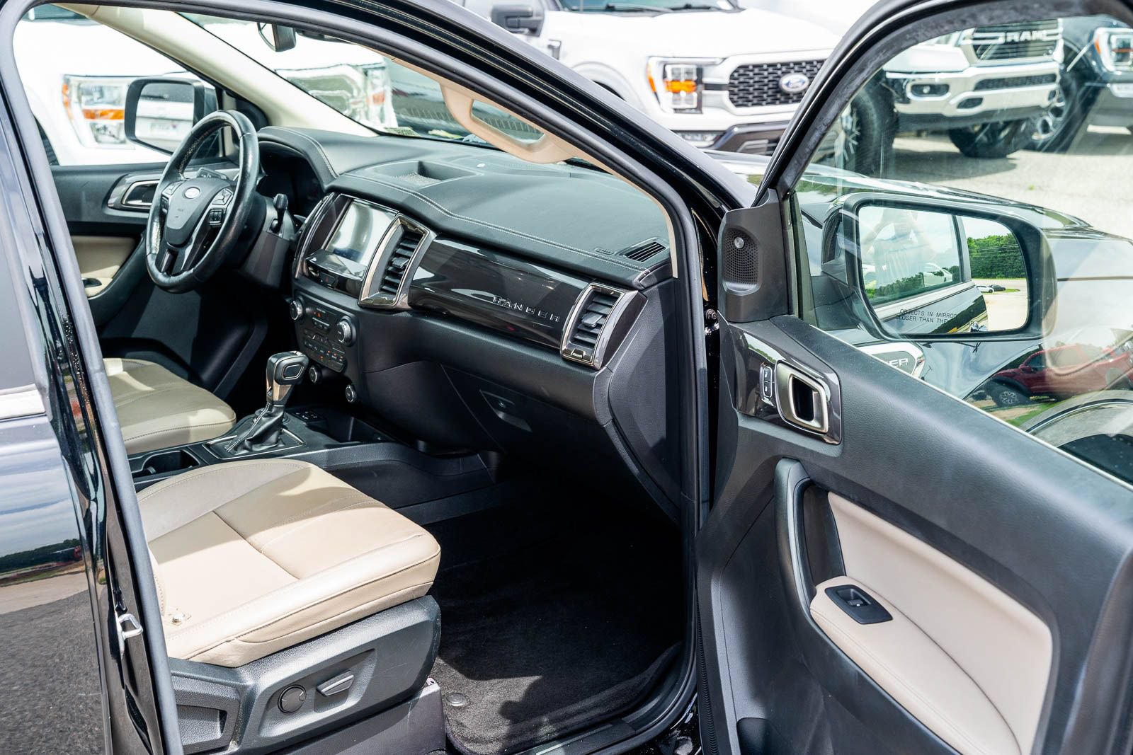Certified 2019 Ford Ranger Lariat w/ Equipment Group 501A Mid AWD/4WD image 11