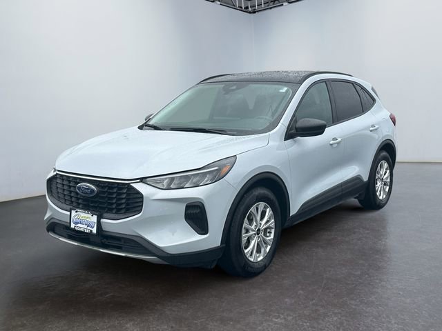 Used 2025 Ford Escape Active w/ Tech Pack #1 image 1