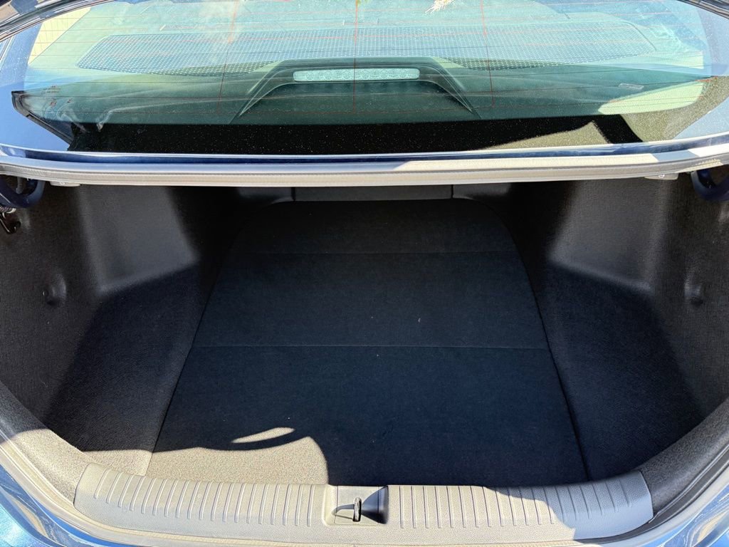 Certified 2025 Honda Accord EX-L image 17