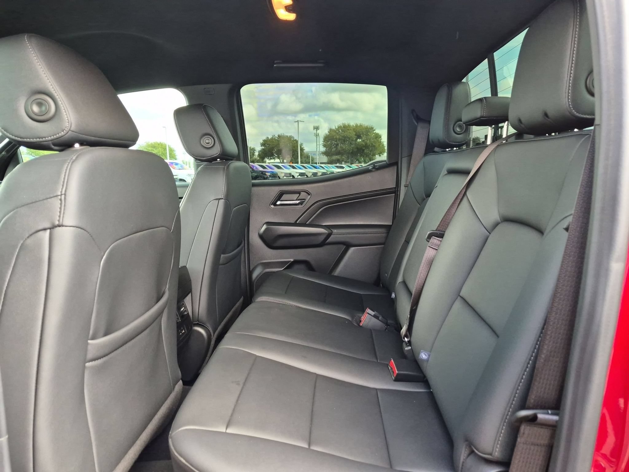 Used 2026 Chevrolet Colorado LT w/ LT Convenience Package RWD image 14