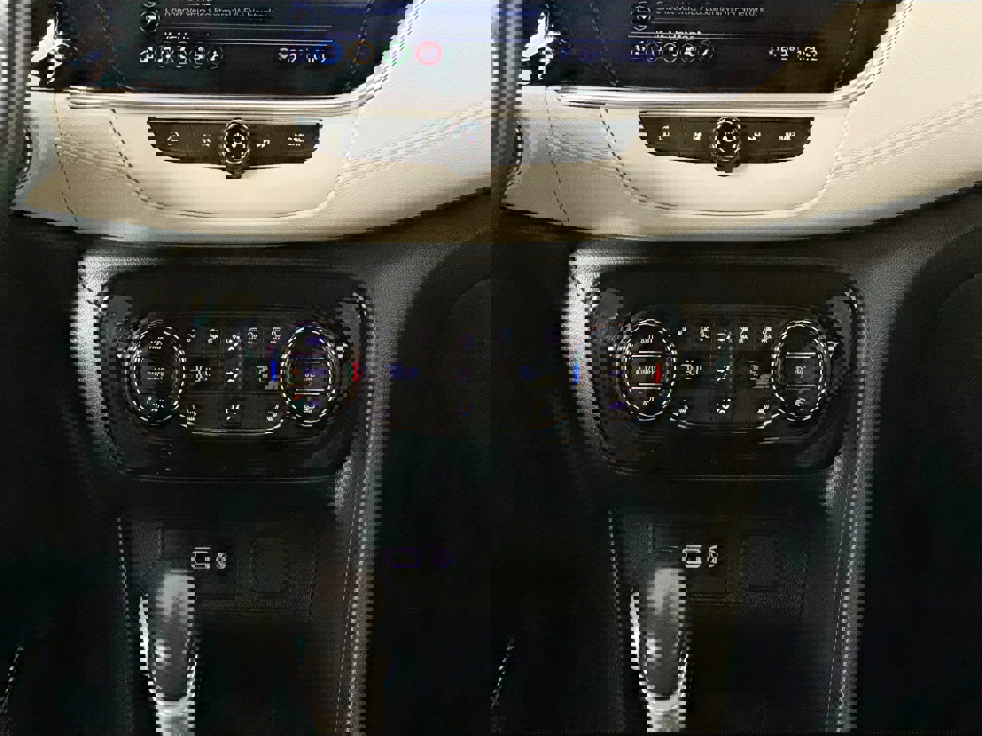 Used 2021 Buick Encore GX Select image 27