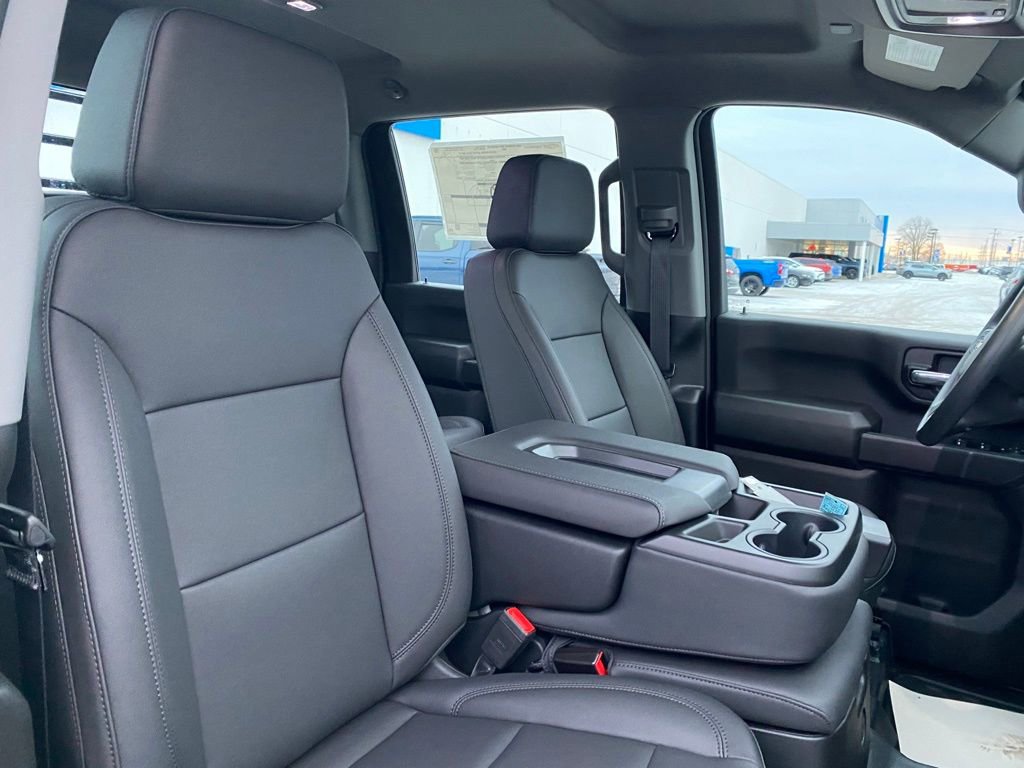 New 2025 Chevrolet Silverado 3500 W/T image 17