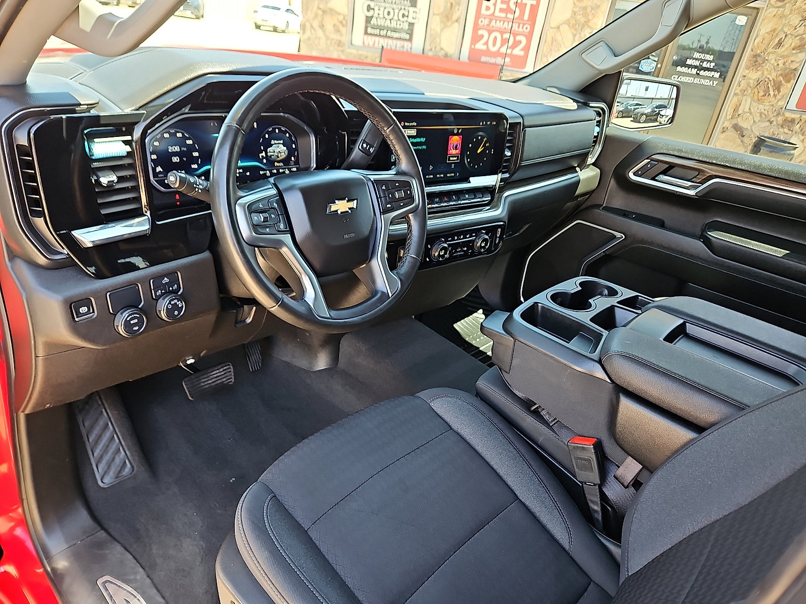 Used 2025 Chevrolet Silverado 1500 LT RWD image 11