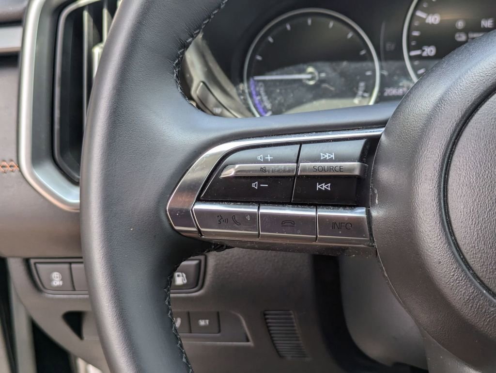 Used 2025 MAZDA CX-50 AWD 2.5 Hybrid w/ Premium Pkg image 19