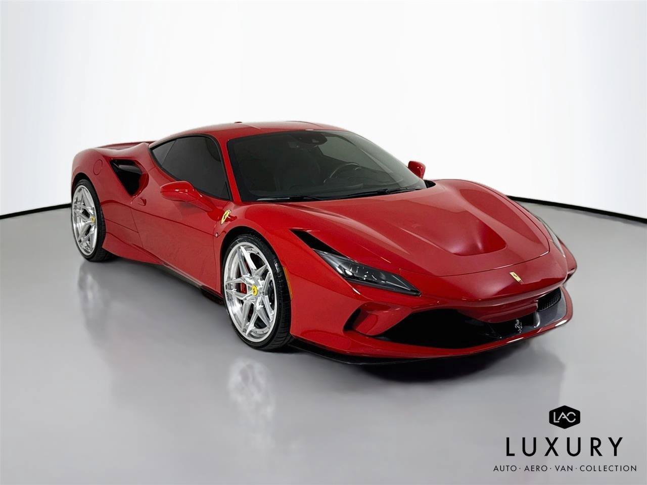 Used 2021 Ferrari F8 Tributo RWD image 2