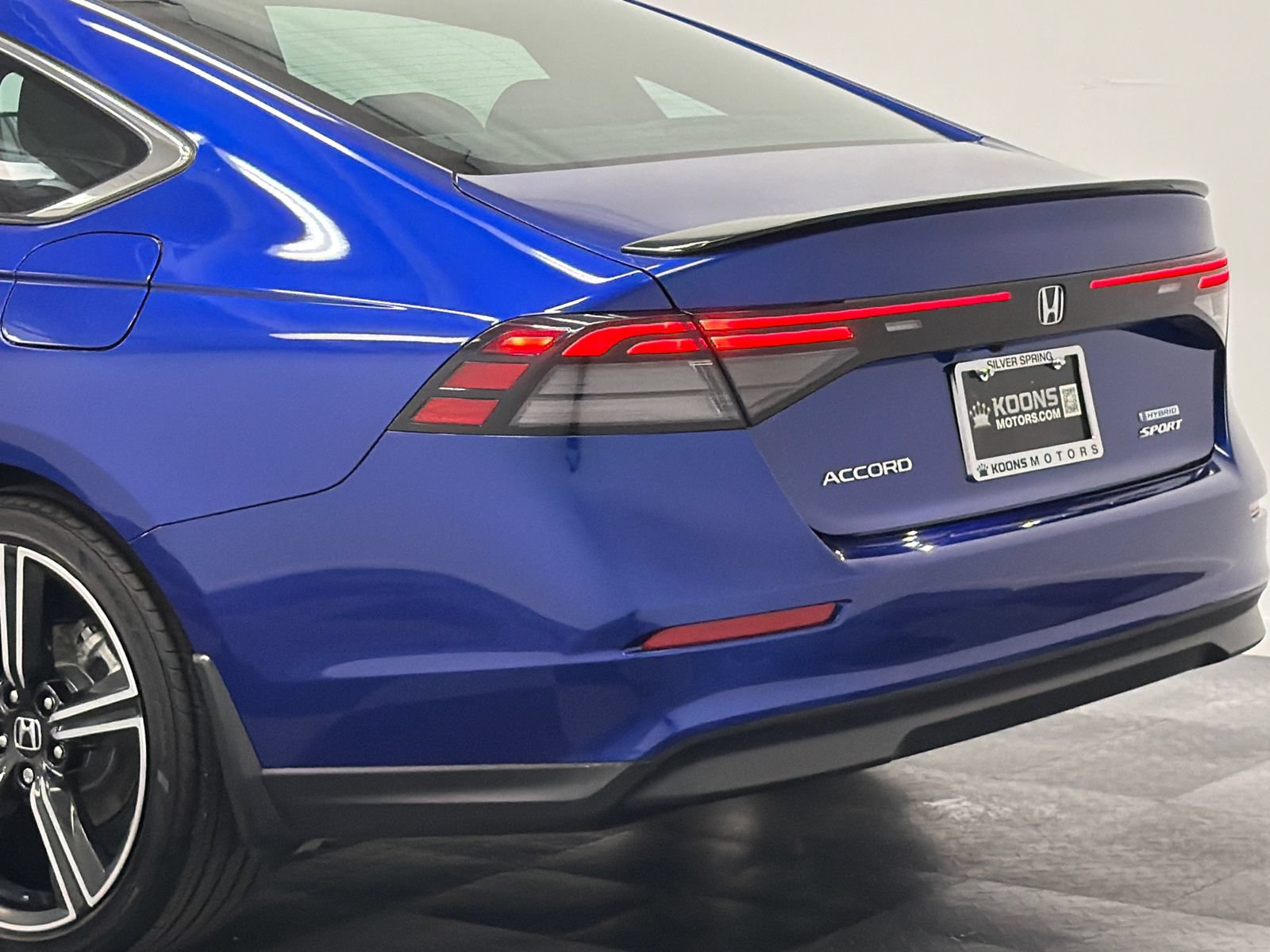 Used 2025 Honda Accord Sport image 7