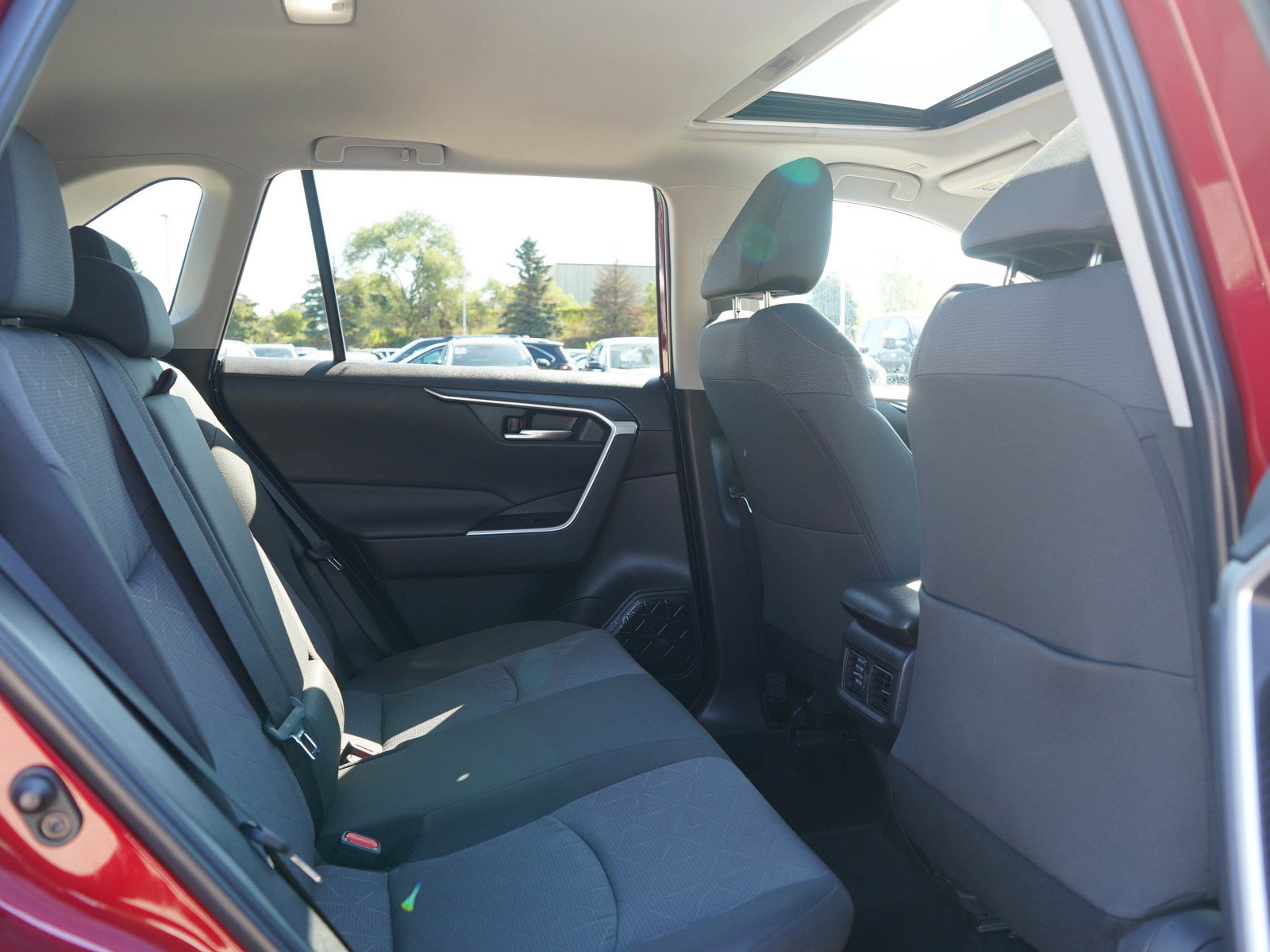 Used 2024 Toyota RAV4 XLE w/ Convenience Package AWD/4WD image 12