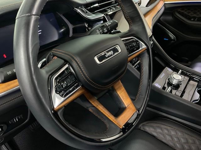 Used 2024 Jeep Grand Cherokee L Summit image 18