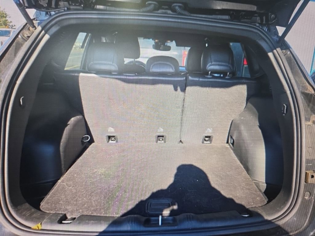 Used 2024 Jeep Compass Limited image 14